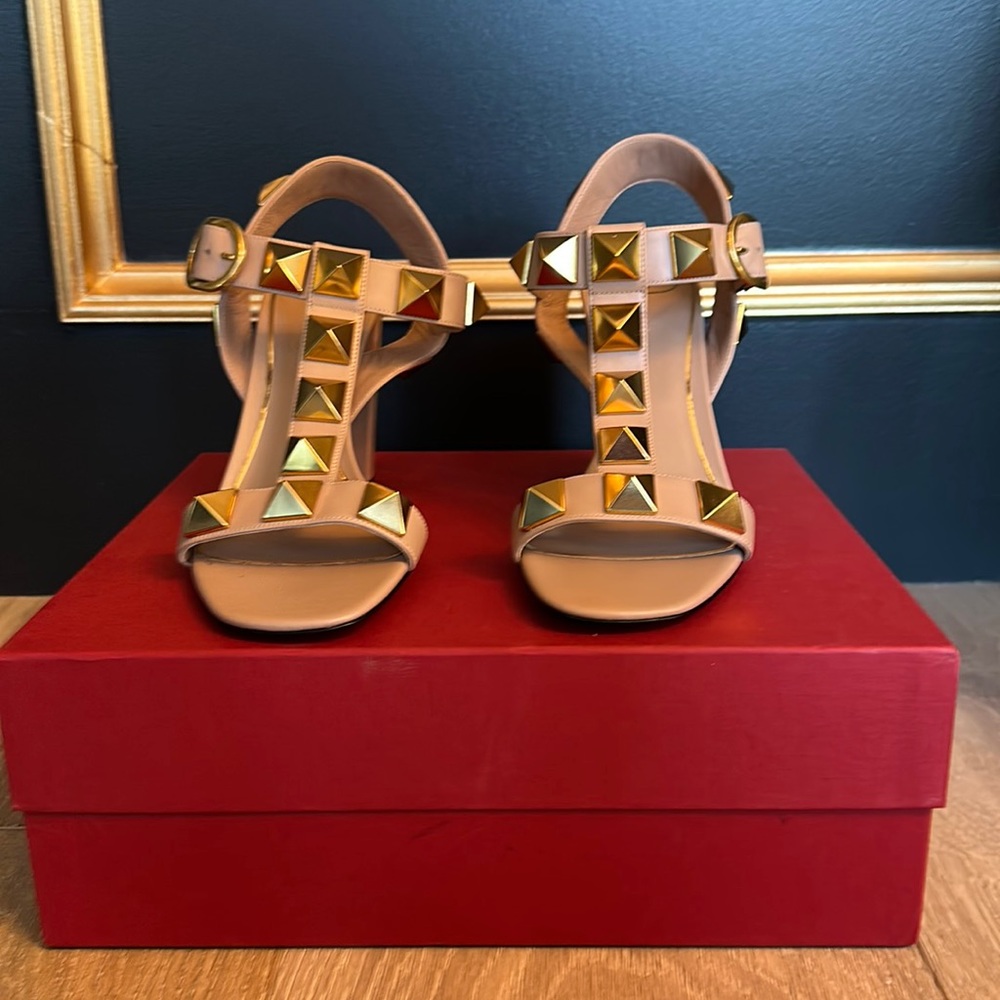 Valentino Roman Stud Calfskin Sandal